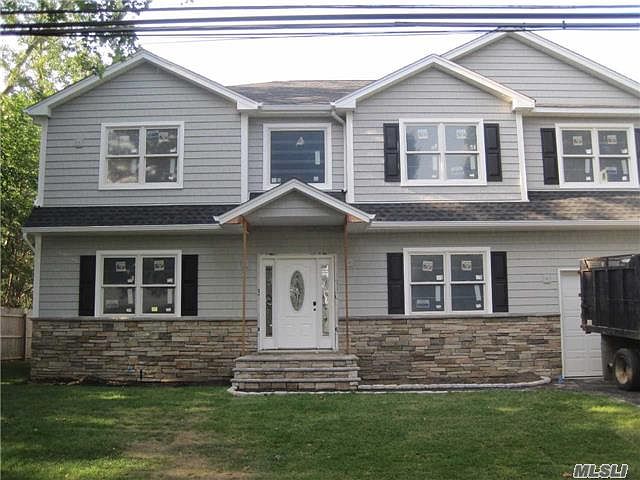 1st image of 135 Henry St