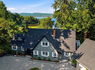 302 Roland Rd, Ladysmith, BC V9G 1X8