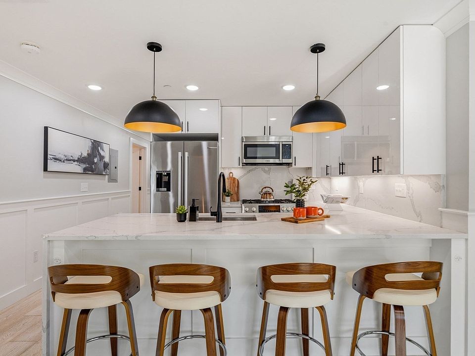 1st image of 1252 Broadway St #7