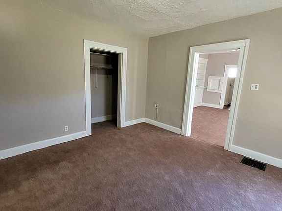 3rd image of 1822 Greenbush St #1824