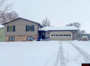 807 High Ave, Gaylord, MN 55334