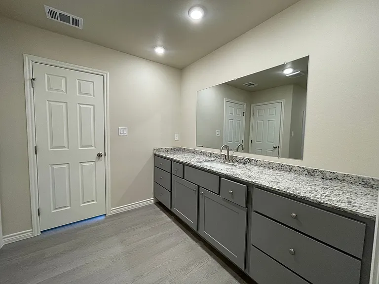 1312 Bajada St — Photo 8