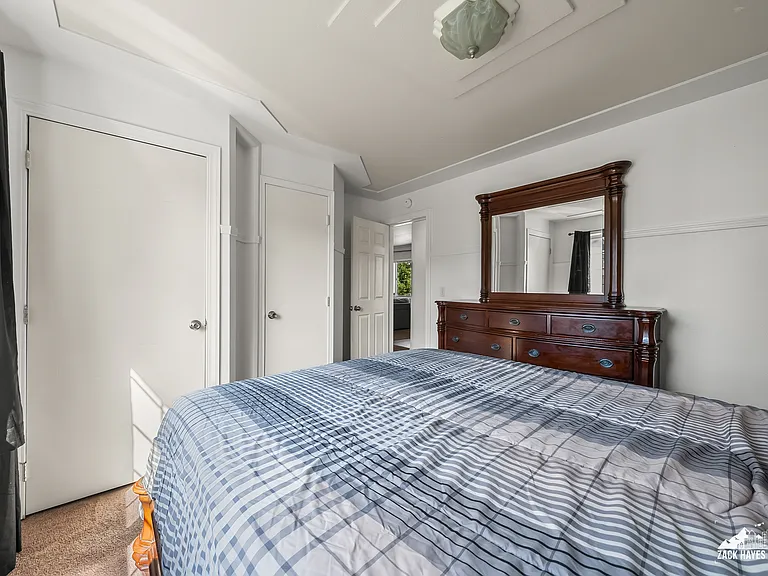 300 E 45th Ave #4 — Photo 26