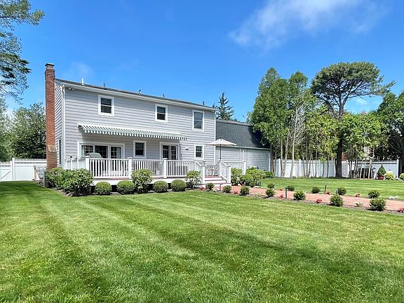 3rd image of 24 Pleasant Ln