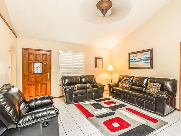 5th image of 11656 Gordon Cooper Ln