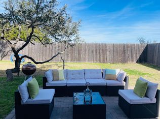 17508 Panorama Dr, Dripping Springs, TX 78620