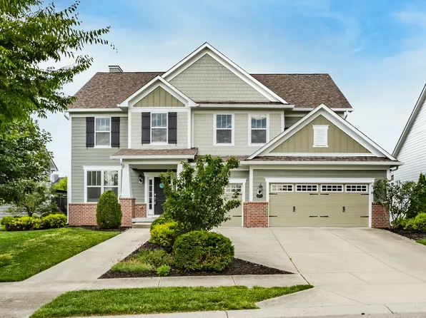 12674 Moonseed Dr, Carmel, IN 46032