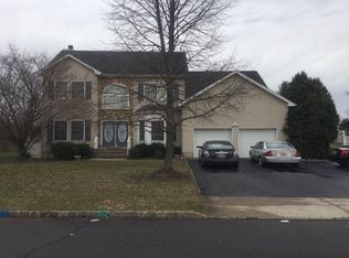 1 S Grosser Pl, Somerset, NJ 08873