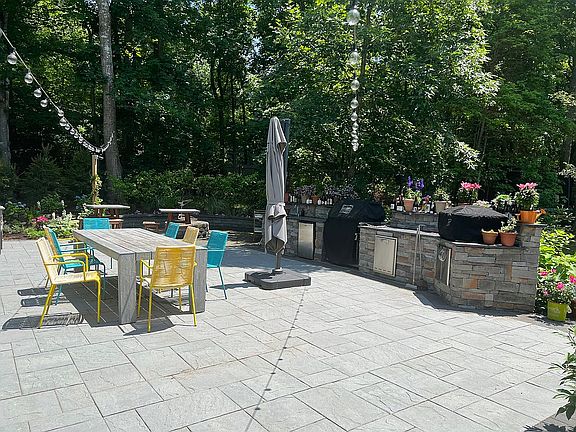 4th image of 6 Forecastle Ln