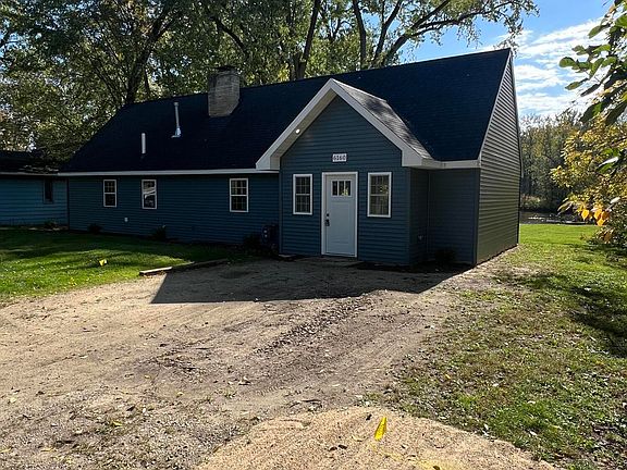 3rd image of 6160 Proctor Ave