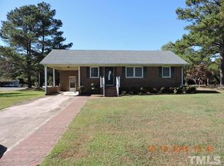 607 E Meadowbrook Rd, Kenly, NC 27542