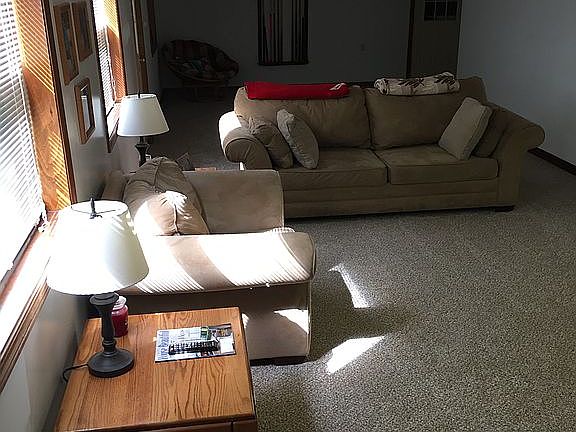 4th image of 6221 Lakeview Dr