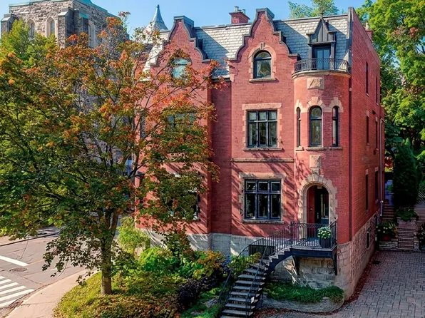 115 Chemin De La Cate St, Westmount, QC H3Y 2H9