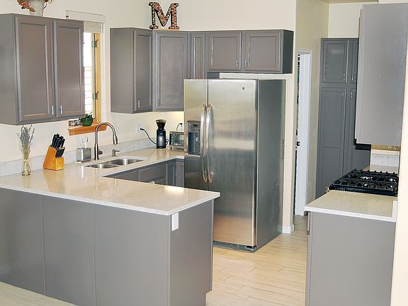 Newly Updated Kitchen