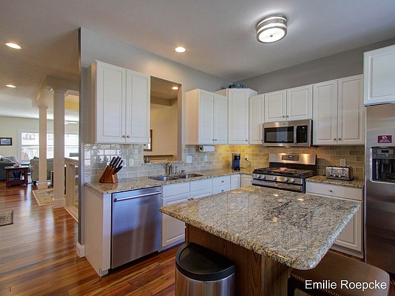 2nd image of 1183 Kensington St NW