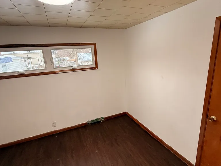 621 Morgan Ave — Photo 7