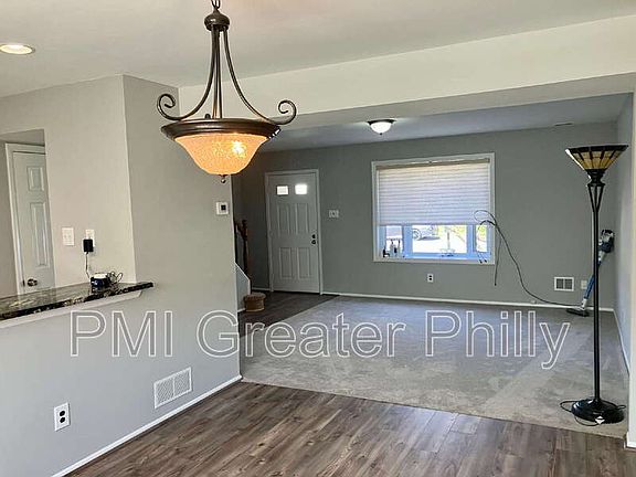 4th image of 2466 Brandon Ct