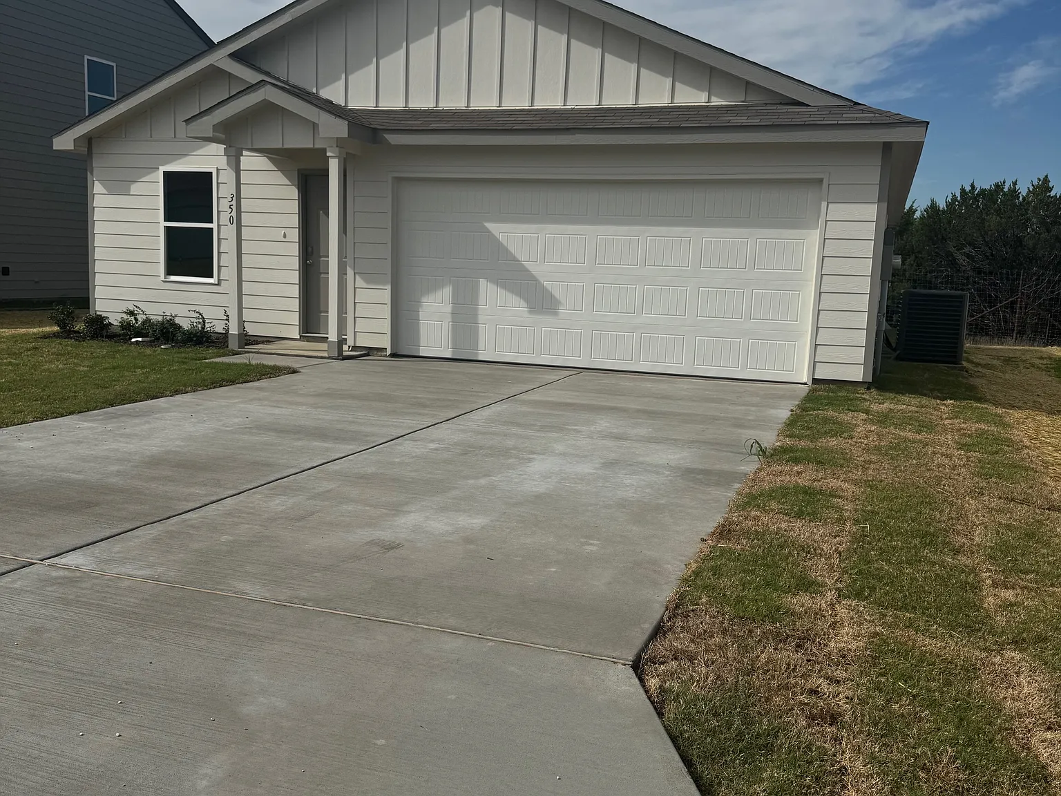 4 bed, 1510 sqft, $1,900 — Photo 2