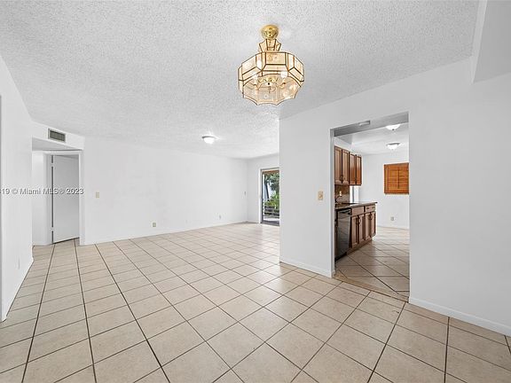4th image of 8004 Lagos De Campo Blvd #C-202