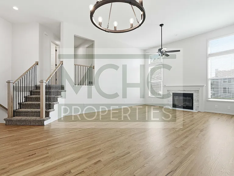 15239 Goodman St — Photo 7