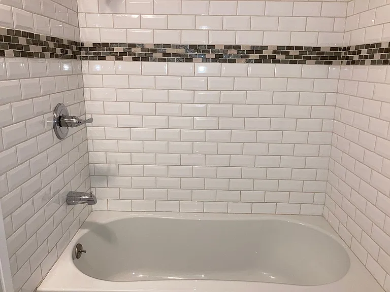 2225 W Thompson Street — Photo 20