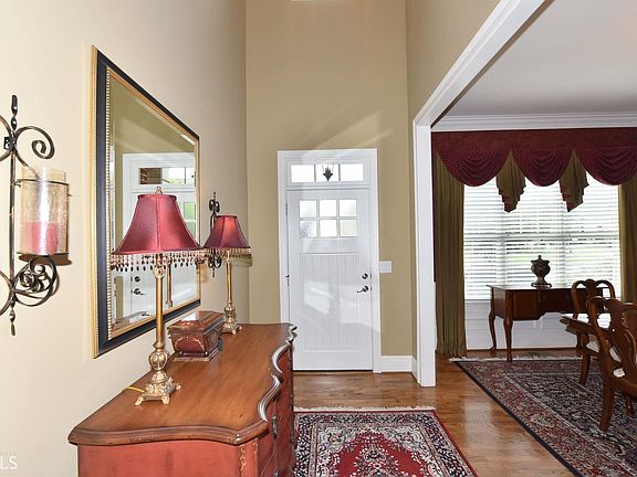 3rd image of 1468 Legrand Cir #17