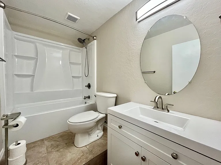 7253 W State Ave — Photo 33