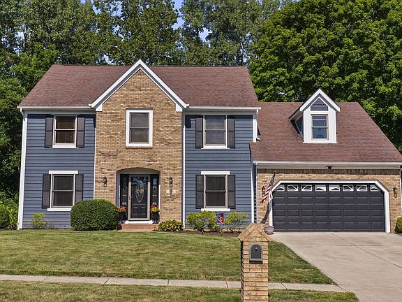 2nd image of 319 Fallriver Dr