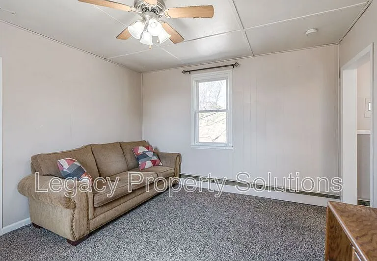 505 S 10th St #1/2 — Photo 11