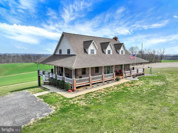 9185 High Rock Rd, New Park, PA 17352