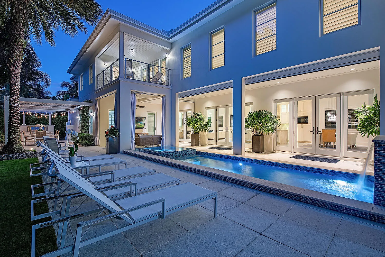 4 bed, 5.5 bath, 5088 sqft, $50,000 — Photo 1
