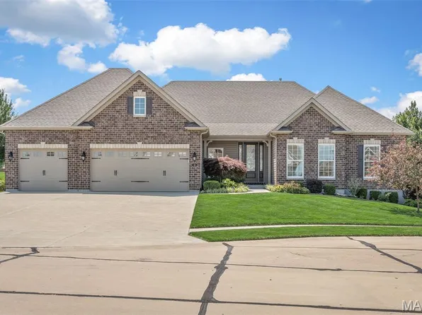 2 Rising Hill Ct, Saint Charles, MO 63303