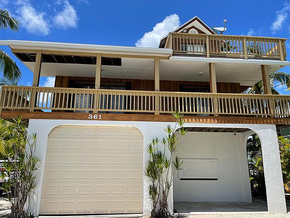 2nd image of 361 Caribbean Dr E