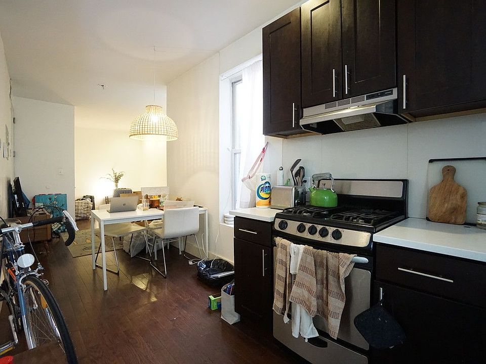 1st image of 309 Tompkins Ave APT 3B