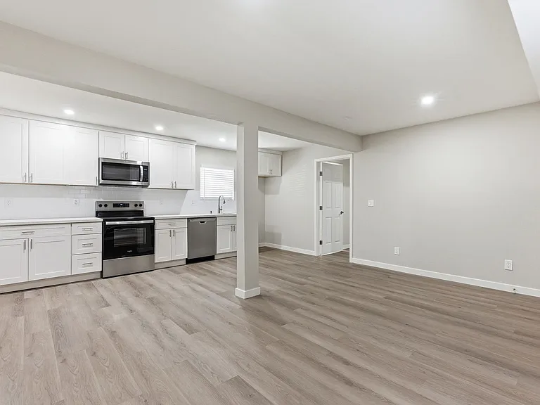 MAGNOLIA WEST APARTMENTS- RIVERSIDE, CA — Photo 44