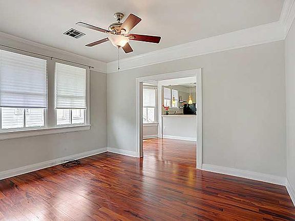 2nd image of 5719 Willow St