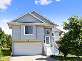 2851 Irving Ave, Iowa City, IA 52246
