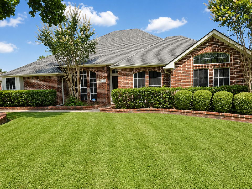 1st image of 134 Whispering Hills Dr