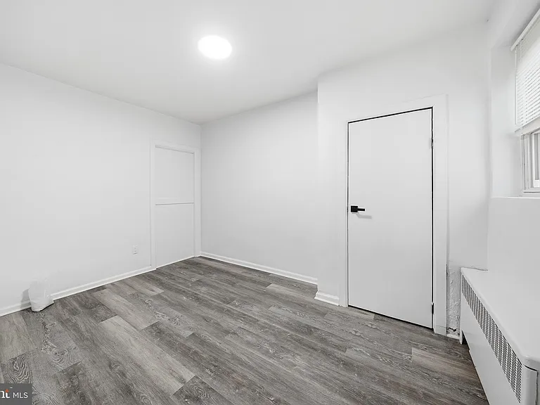 2062 E Stella St — Photo 15