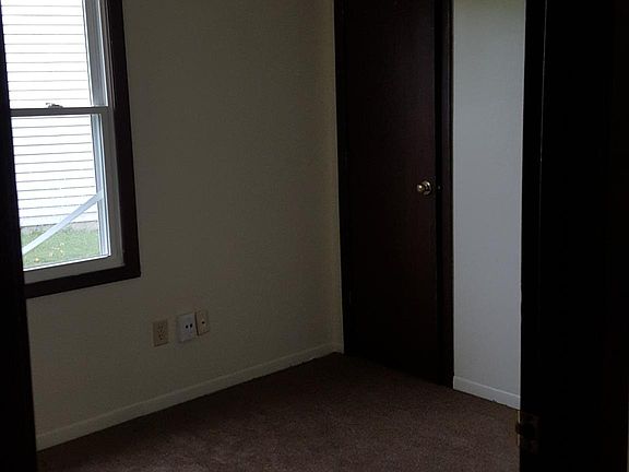 4th image of 3999 Briarbush Dr