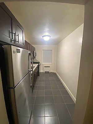 2nd image of 23 Hamilton St #2A