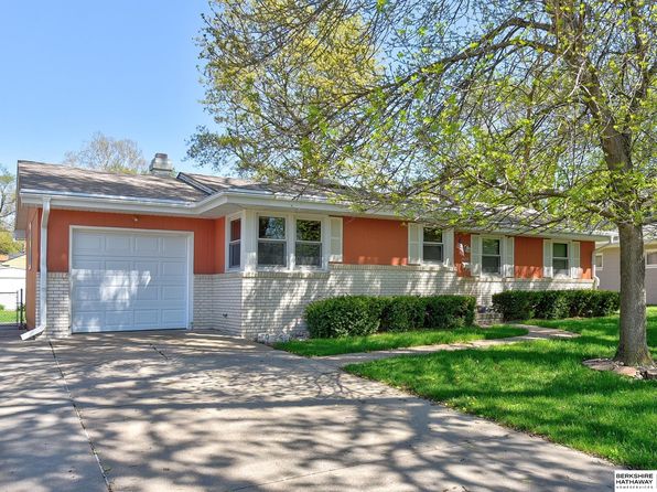 4633 N 81st St, Omaha, NE 68134