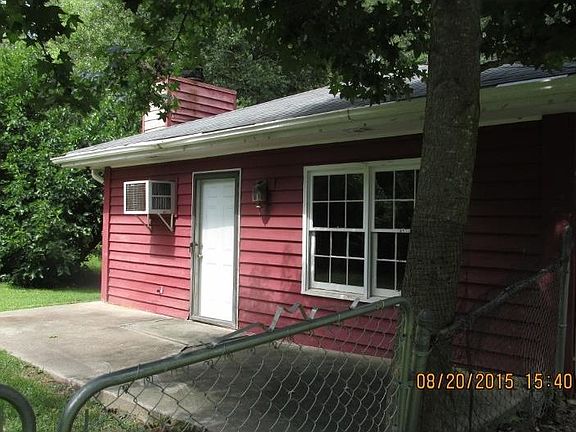 4th image of 2475 Kemp Dr