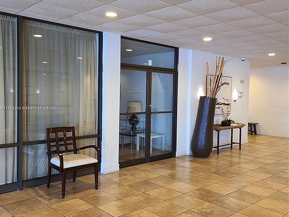 4th image of 6900 Bay Dr APT 9F