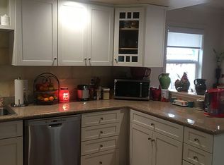 1360 Castro Ct, Pacifica, CA 94044