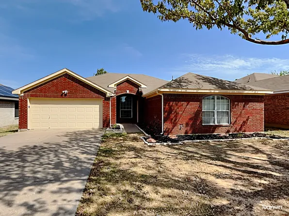 1804 Saint Nevis Dr, Mansfield, TX 76063