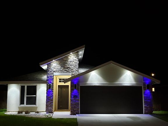 Excellent lighting and fixtures.