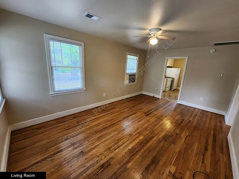 2801 Wheat St — Photo 3