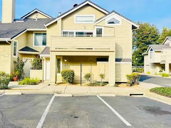 421 Seagull Ct, Hercules, CA 94547