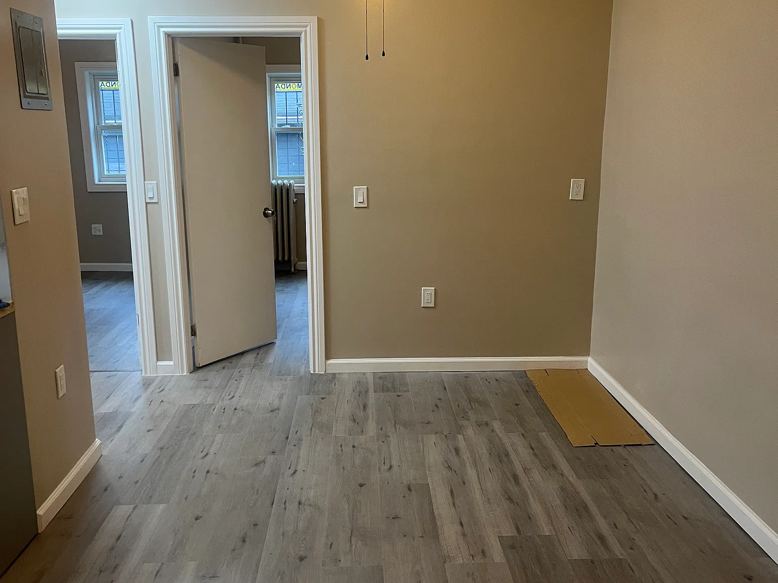 2 bed, 550 sqft, $2,500 — Photo 3